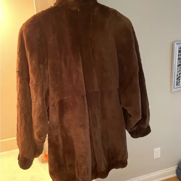Vintage Womens Vincent’s Indiana Brown Fur Coat Size Large - Picture 2 of 2